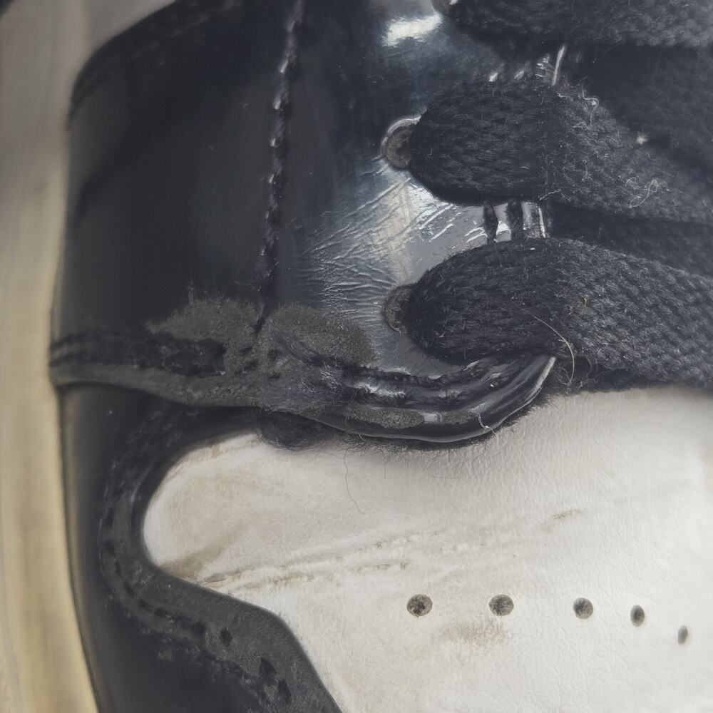 Nike Air Jordan 1 Mid Sneakers Mens 8 Black White‎ Retro Streetwear Athletic - Picture 11 of 12